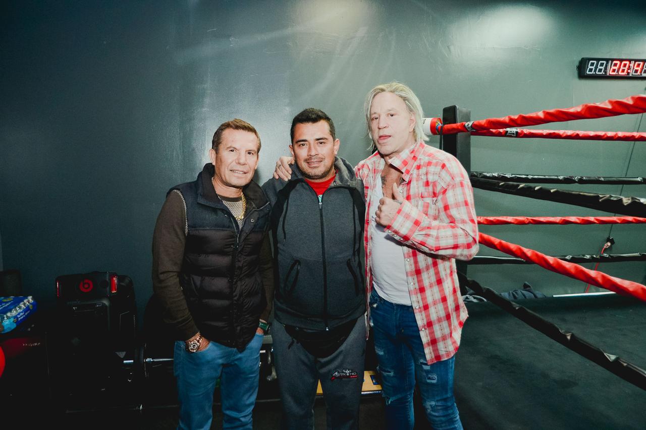 Equipo Strong Fit Center con JC Chávez y Mickey Rourke