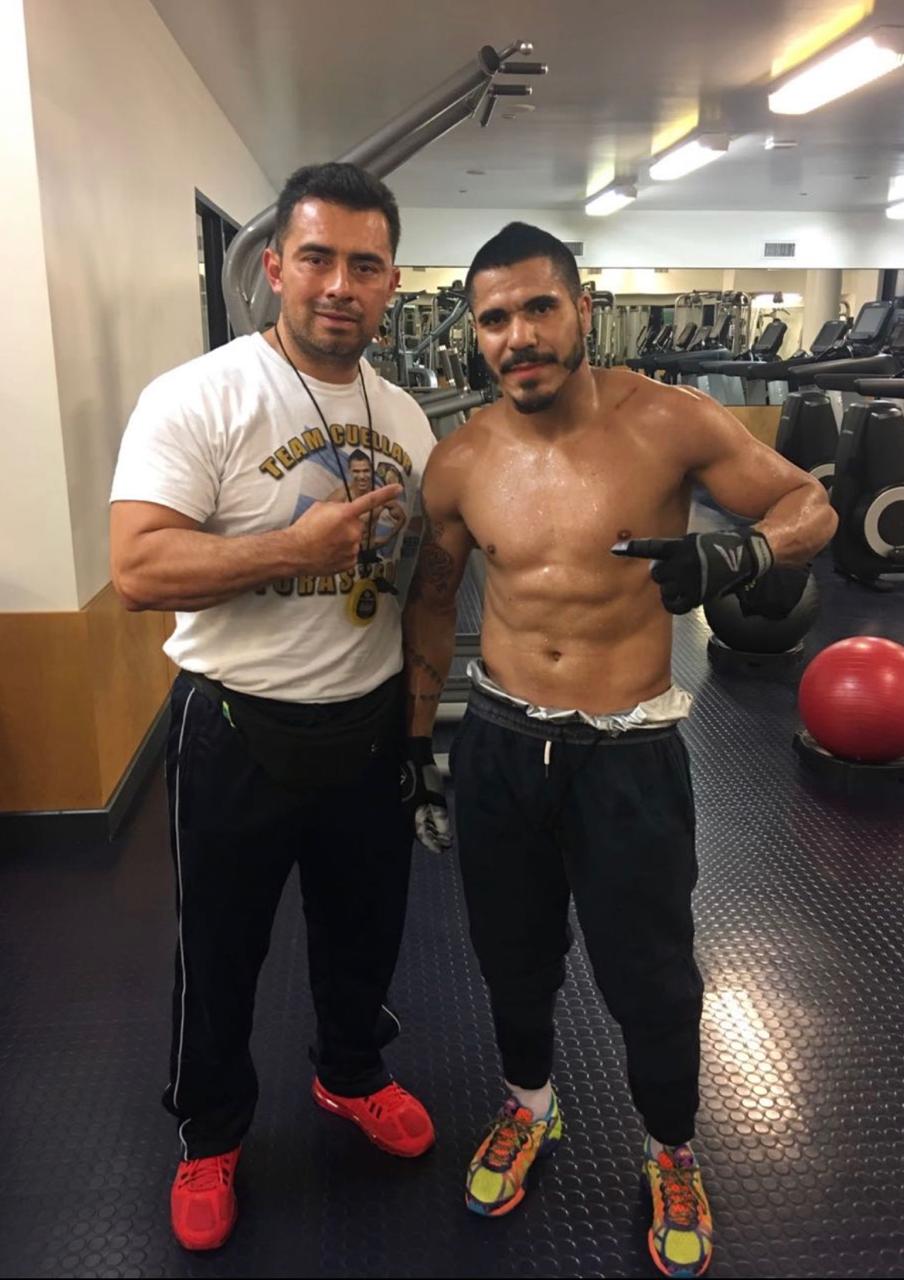 Coach con boxeador profesional